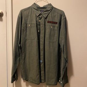 Men’s Patagonia long sleeve collared button down